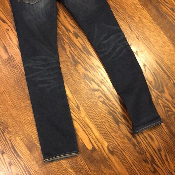 Evisu Jeans - Picture 3 of 12